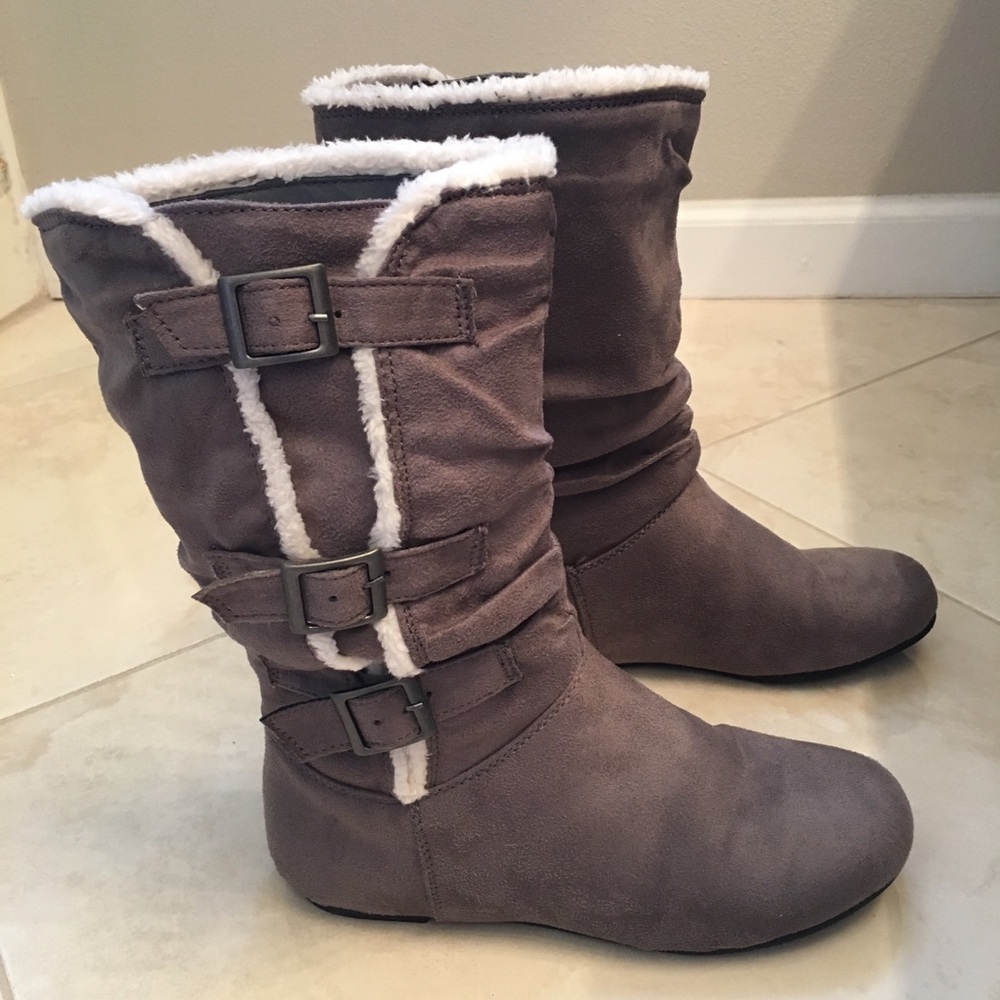 Faux suede boots with buckles